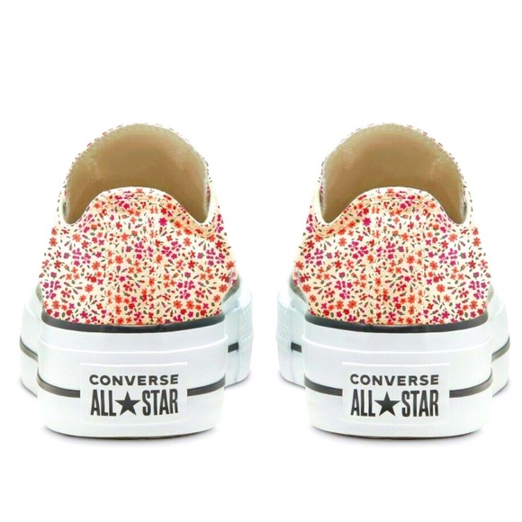 New Chuck Taylor All Star Floral Platform Sneakers - Picture 2 of 5